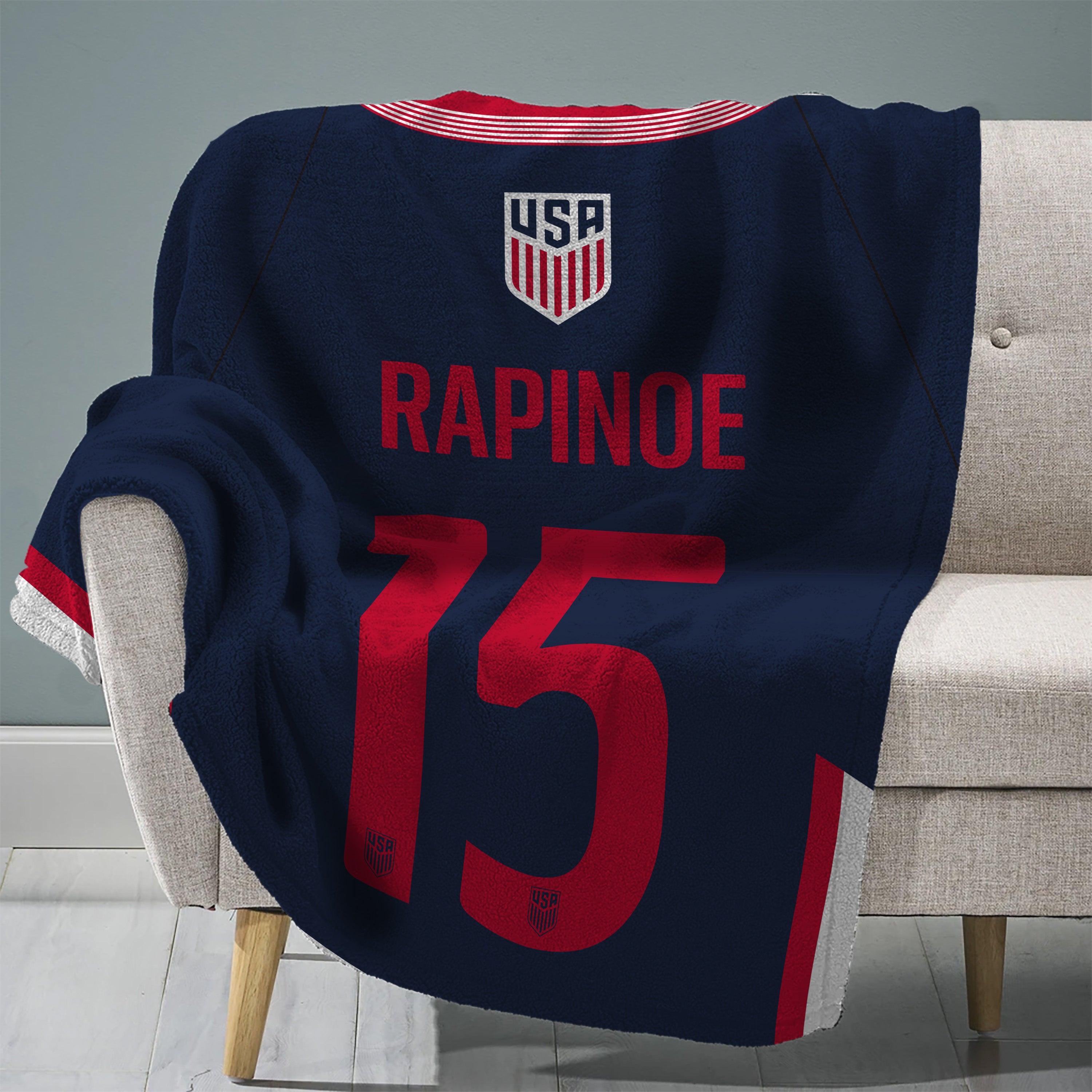 US Women s Soccer Megan Rapinoe 60 x 80 Plush Jersey Blanket